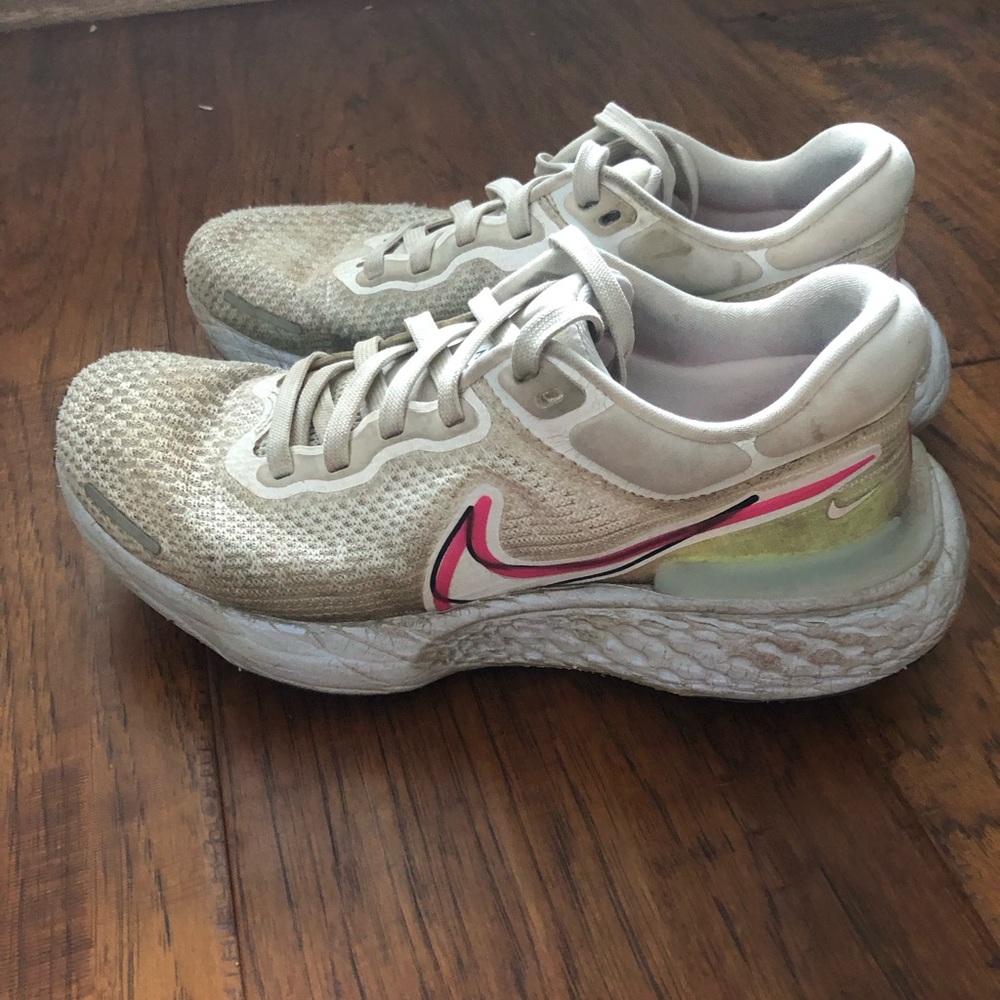 Nike Invincible